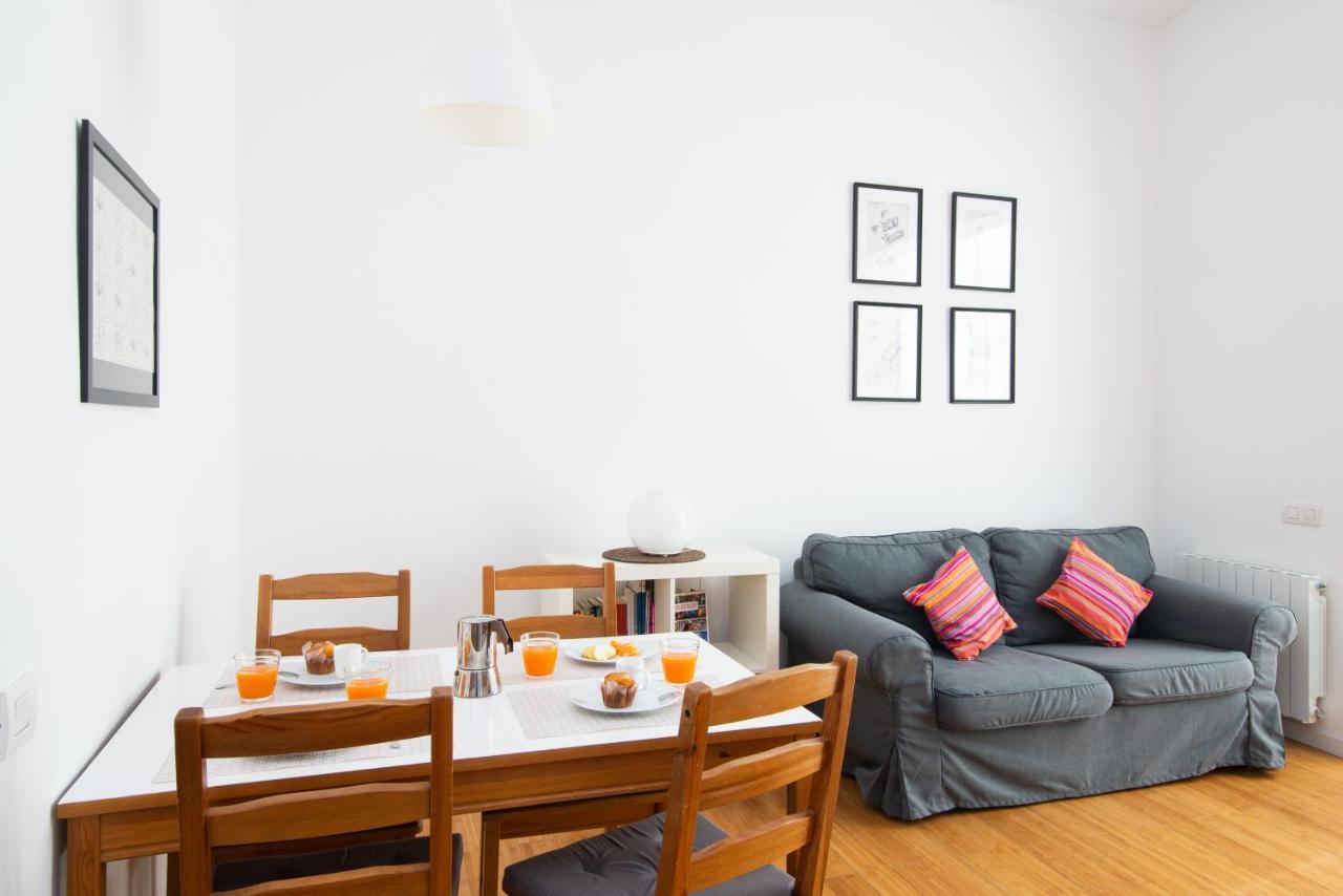 Barcelona Cozy Apartment Εξωτερικό φωτογραφία